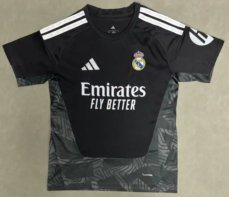 Real Madrid 2026/2027 Real Madrid Goalkeeper Football Jersey 2026/27