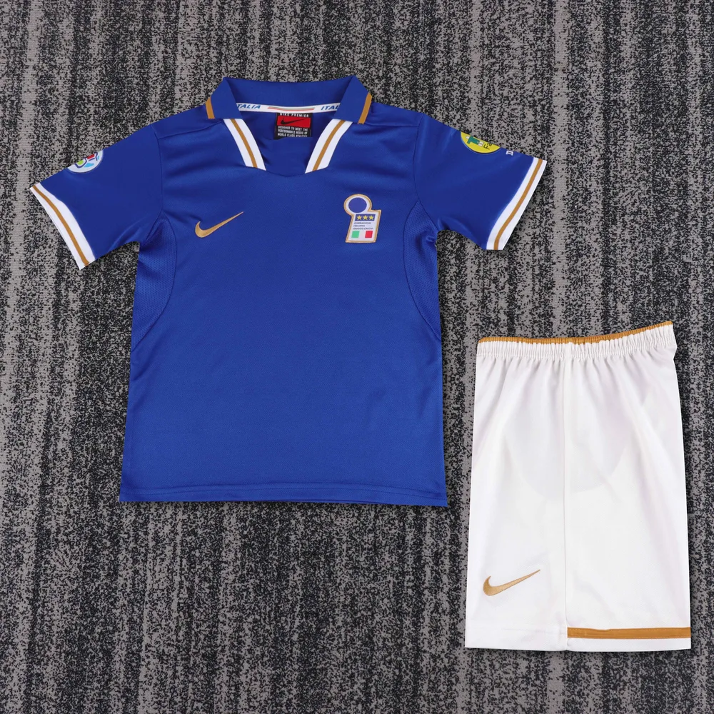 Italy 1996 Retro Italy Local Camiseta de fútbol Talla infantil 1996