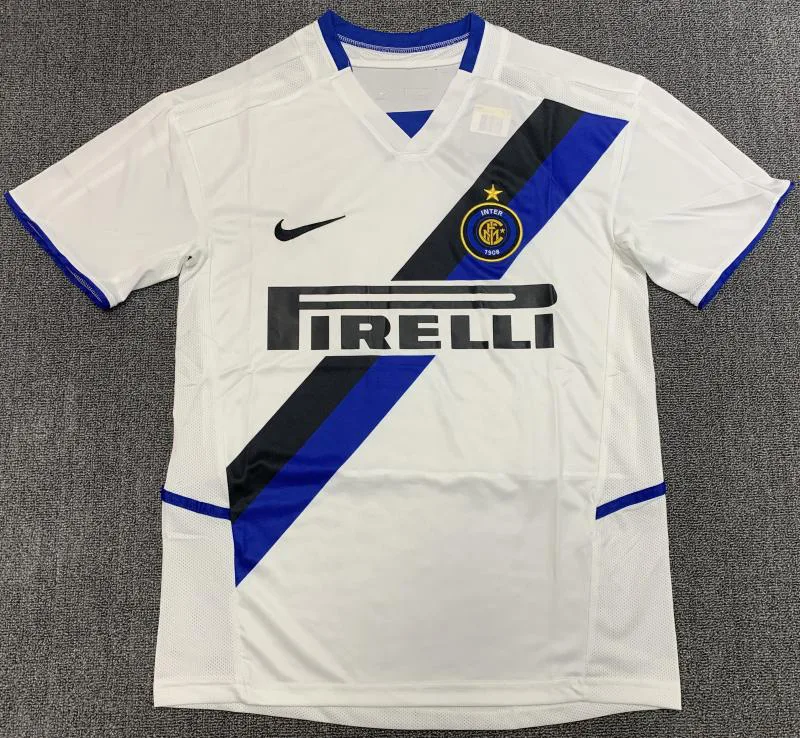 Inter Milan 2002/2003 Retro Inter Milan Visitante Camiseta de fútbol 2002/2003
