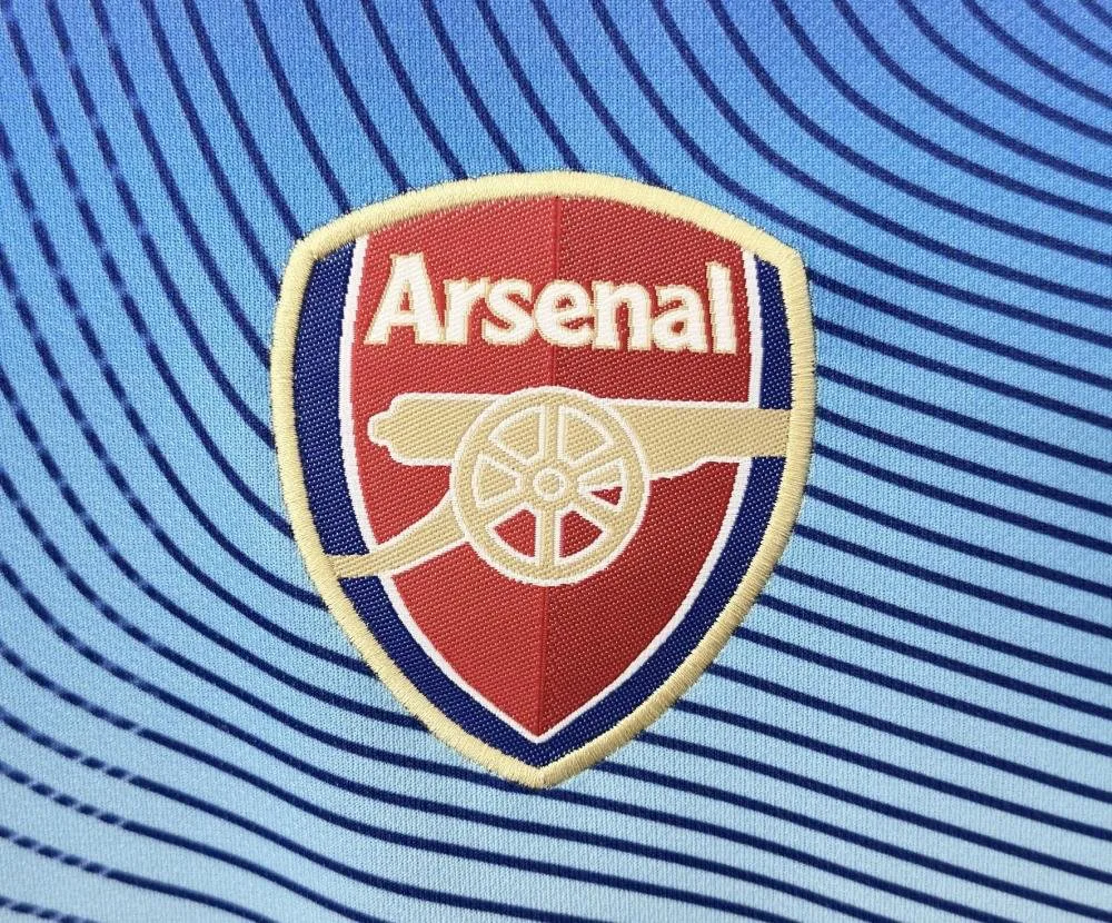 Arsenal 2002/2004 Retro Arsenal Away Football Shirt 2002/2004 — 8