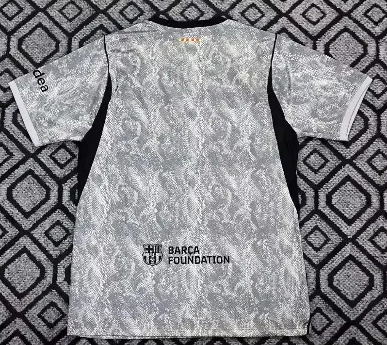 Barcelona 2026/2027 Barcelona Goalkeeper Football Jersey 2026/27 — 2