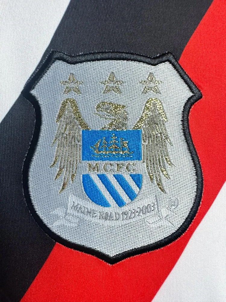 Manchester City 2002-2003 Retro Manchester City Away Football Shirt 2002/2003 — 6