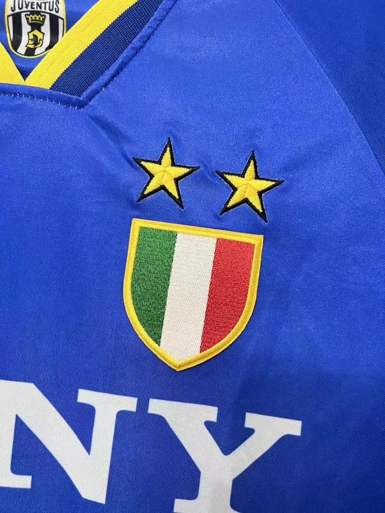 Juventus 1995/1996 Retro Juventus Away Soccer Jersey 1995/1996 — 4
