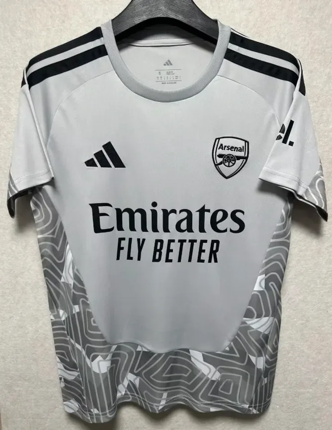 Arsenal 2026/2027 Arsenal Goalkeeper Football Jersey 2026/27