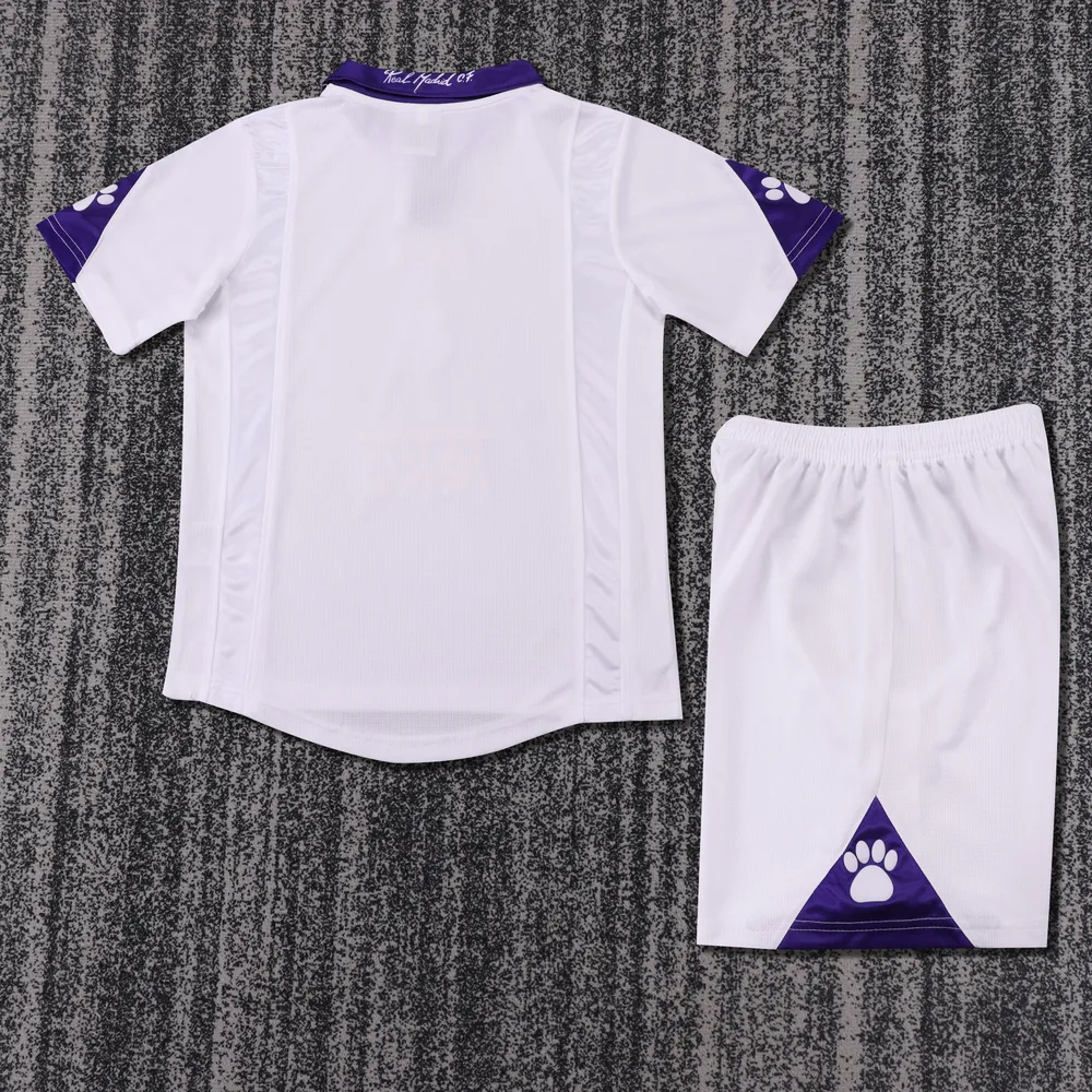 Real Madrid 1997-1998 Retro Real Madrid Home Football Shirt Kids Size 1997/1998 — 2