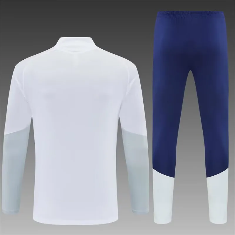 Real Madrid 2026/2027 Real Madrid Half-Pull Conjunto de entrenamiento White Camiseta de fútbol 2026/27 — 2