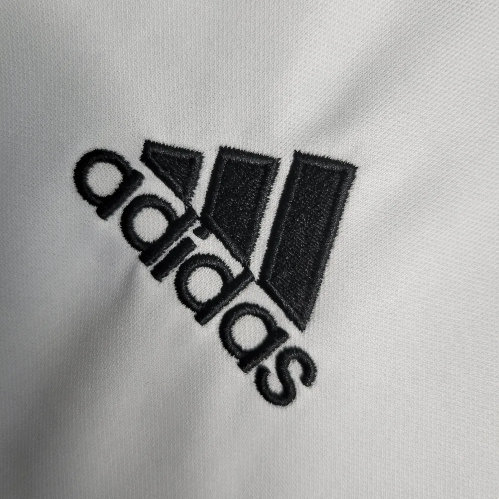 Juventus 2019/2020 Retro Juventus Football Shirt Home 2019/2020 — 4