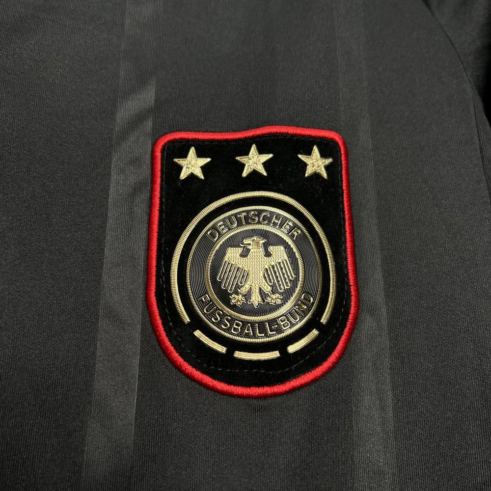 Germany 2010 Retro Soccer Jersey Germany Away 2010 — 5