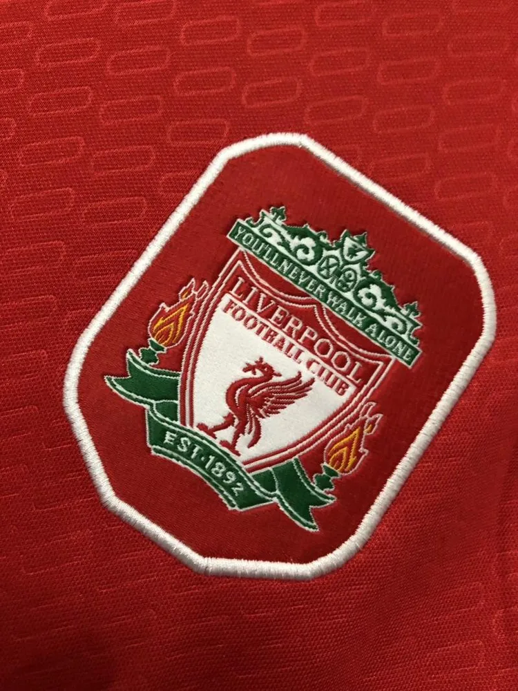 Liverpool 2004/2005 Retro Liverpool Home Football Jersey 2004/2005 — 6