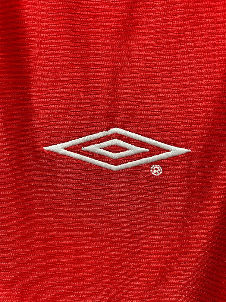 Manchester United 2000/2002 Retro Manchester United Home Football Shirt 2000/2002 — 6