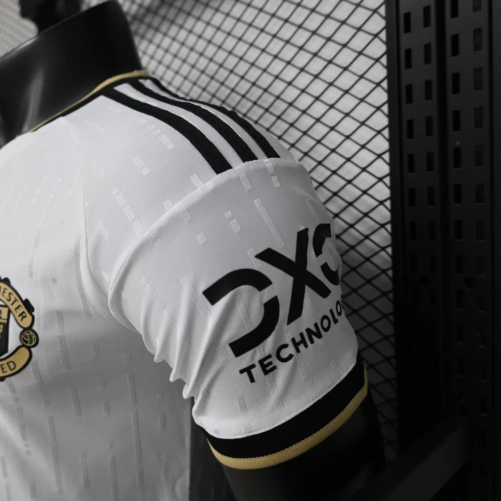Manchester United 2026/2027 Player Version Manchester United Special Edition White Football Jersey 2026/27 — 8