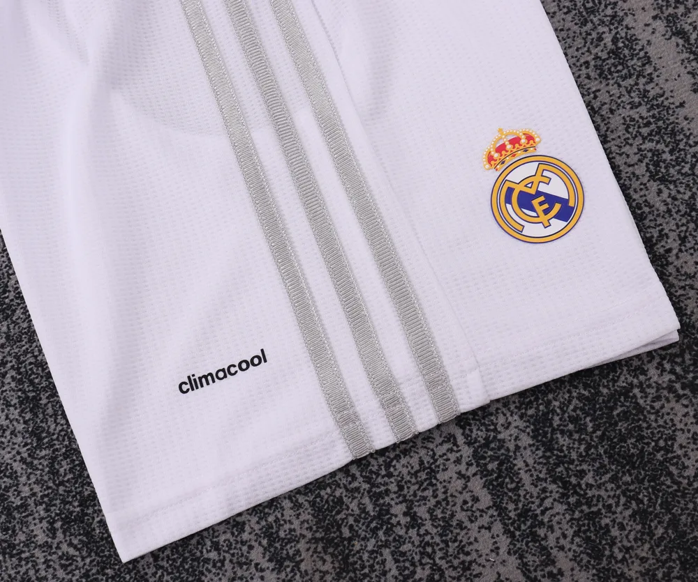 Real Madrid 2015-2016 Retro Real Madrid Home Football Shirt Kids Size 2015/2016 — 11