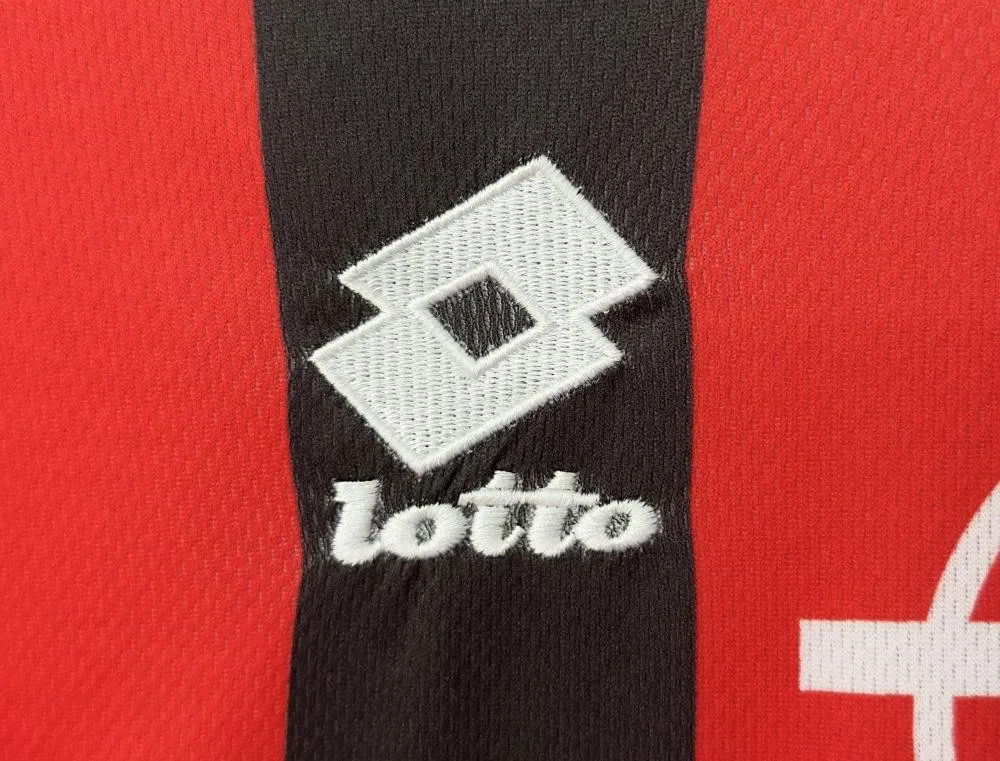 AC Milan 1996/1997 Retro AC Milan Home Football Shirt 1996/1997 — 6