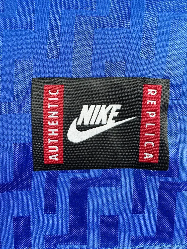 Italy 1995 Retro Italy Home Soccer Shirt 1995 — 9