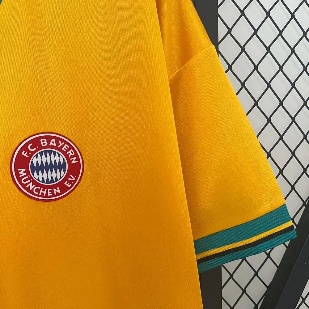 Bayern Munich 1993/1995 Retro Bayern Munich Away Football Jersey 1993/1995 — 7