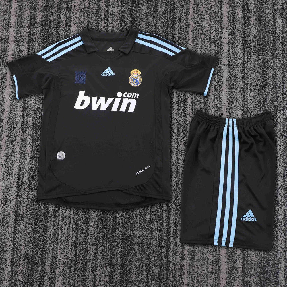 Real Madrid 2009-2010 Retro Real Madrid Away Football Shirt Kids Size 2009/2010