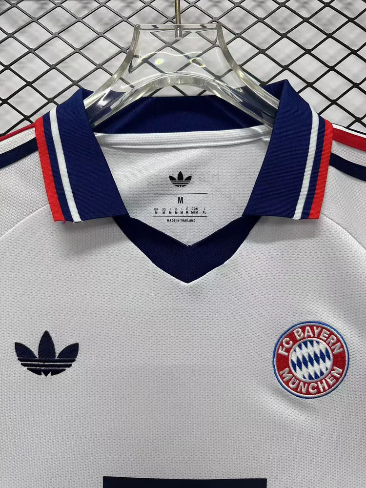 Bayern Munich 2026/2027 Bayern Munich Visitante Camiseta de fútbol 2026/27 — 3