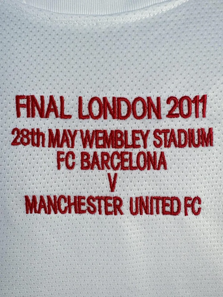 Manchester United 2010/2011 Retro Long Sleeve Manchester United Away Football Shirt （Champions League version） 2010/2011 — 6