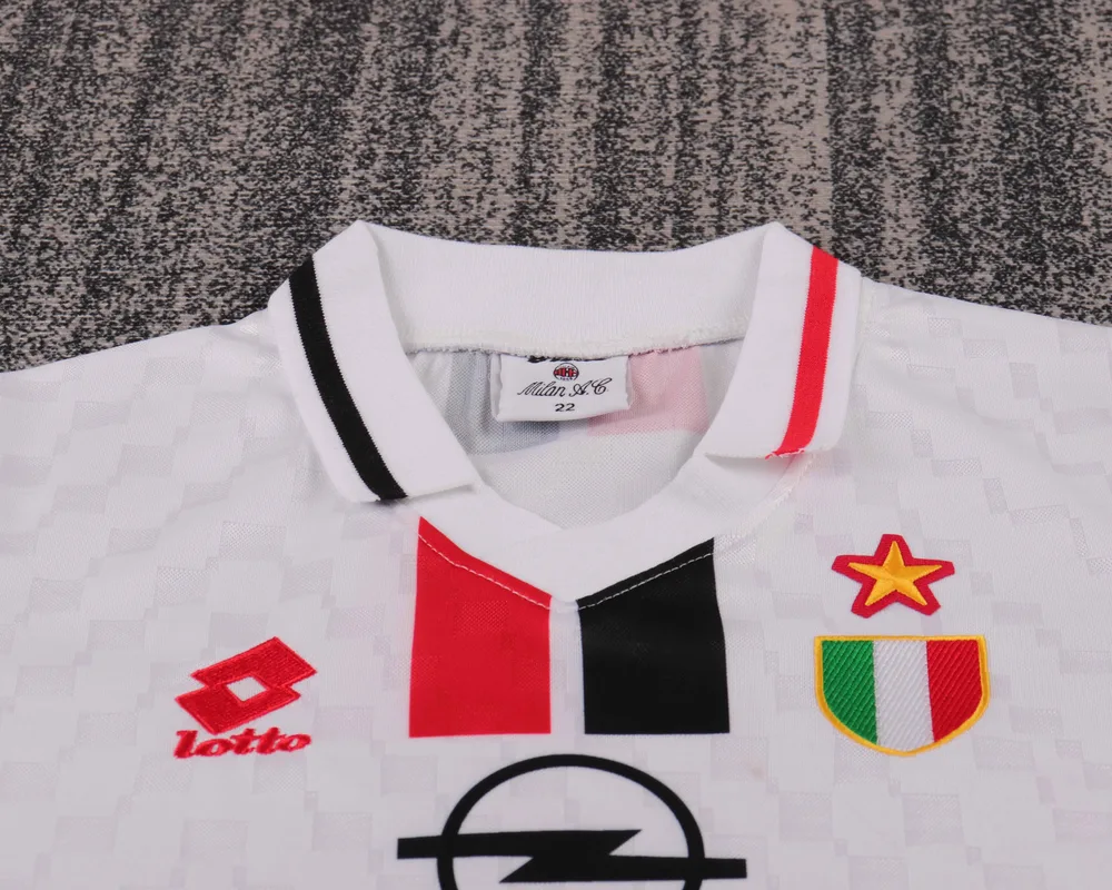 AC Milan 1996-1997 Retro AC Milan Away Football Shirt Kids Size 1996/1997 — 3