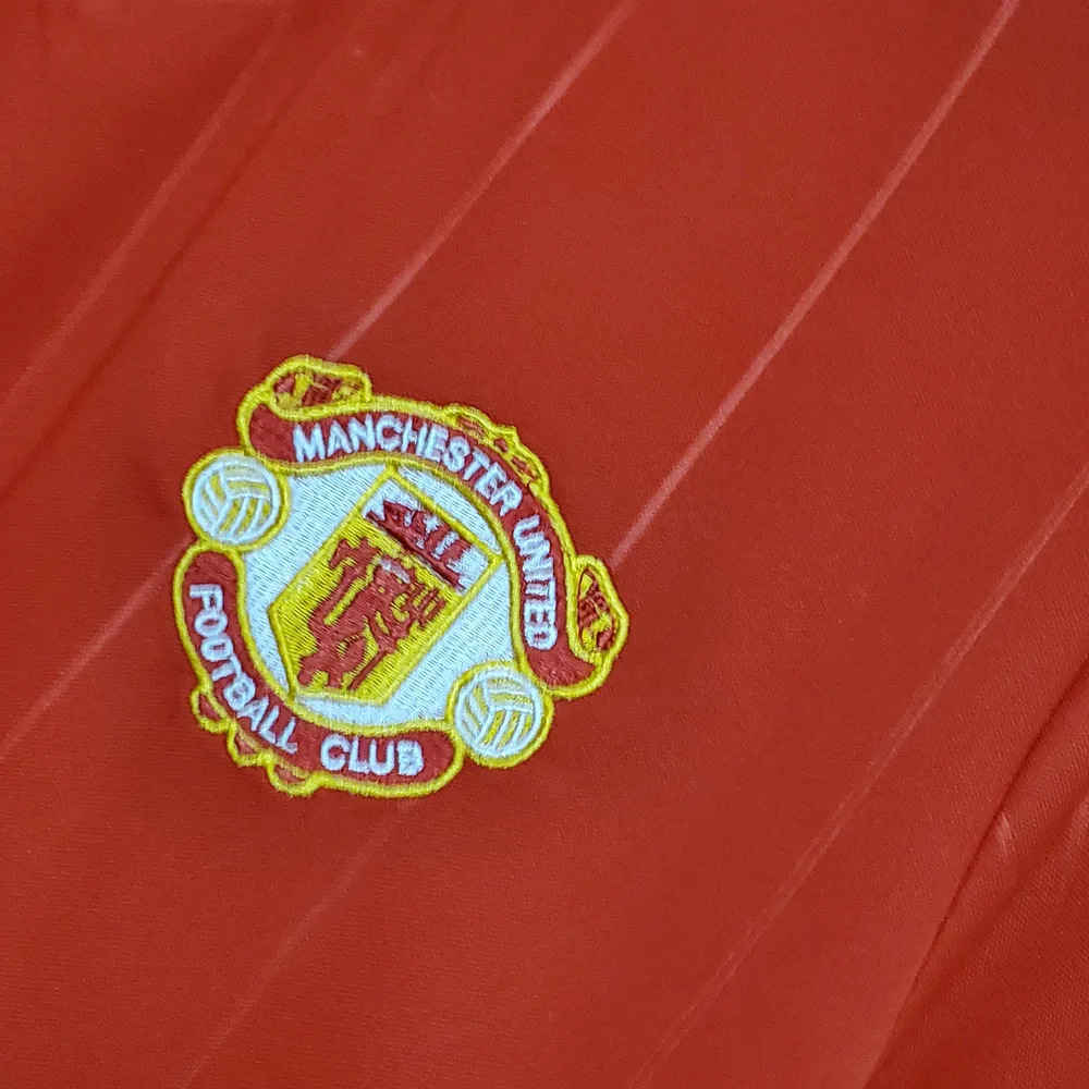Manchester United 1983/1984 Retro Manchester United Home Football Shirt 1983/1984 — 7