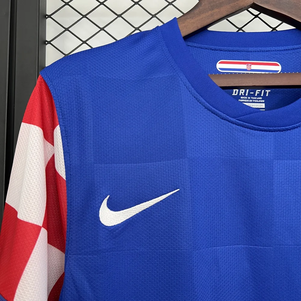 Croatia 2010 Retro Croatia National Team Away Football Shirt 2010 — 3