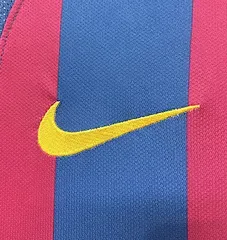 Barcelona 2005/2006 Retro Long Sleeve Barcelona Home Football Shirt UEFA Champions League 2005/2006 — 6