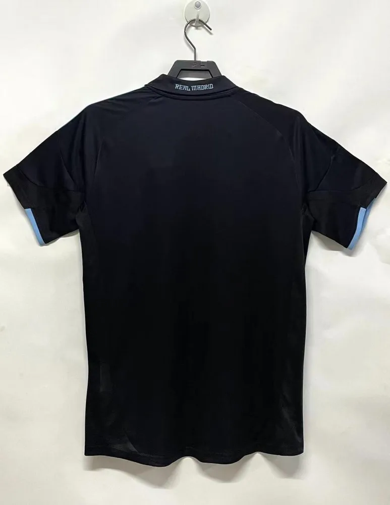 Real Madrid 2009/2010 Retro Real Madrid Away Football Shirt 2009/2010 — 2
