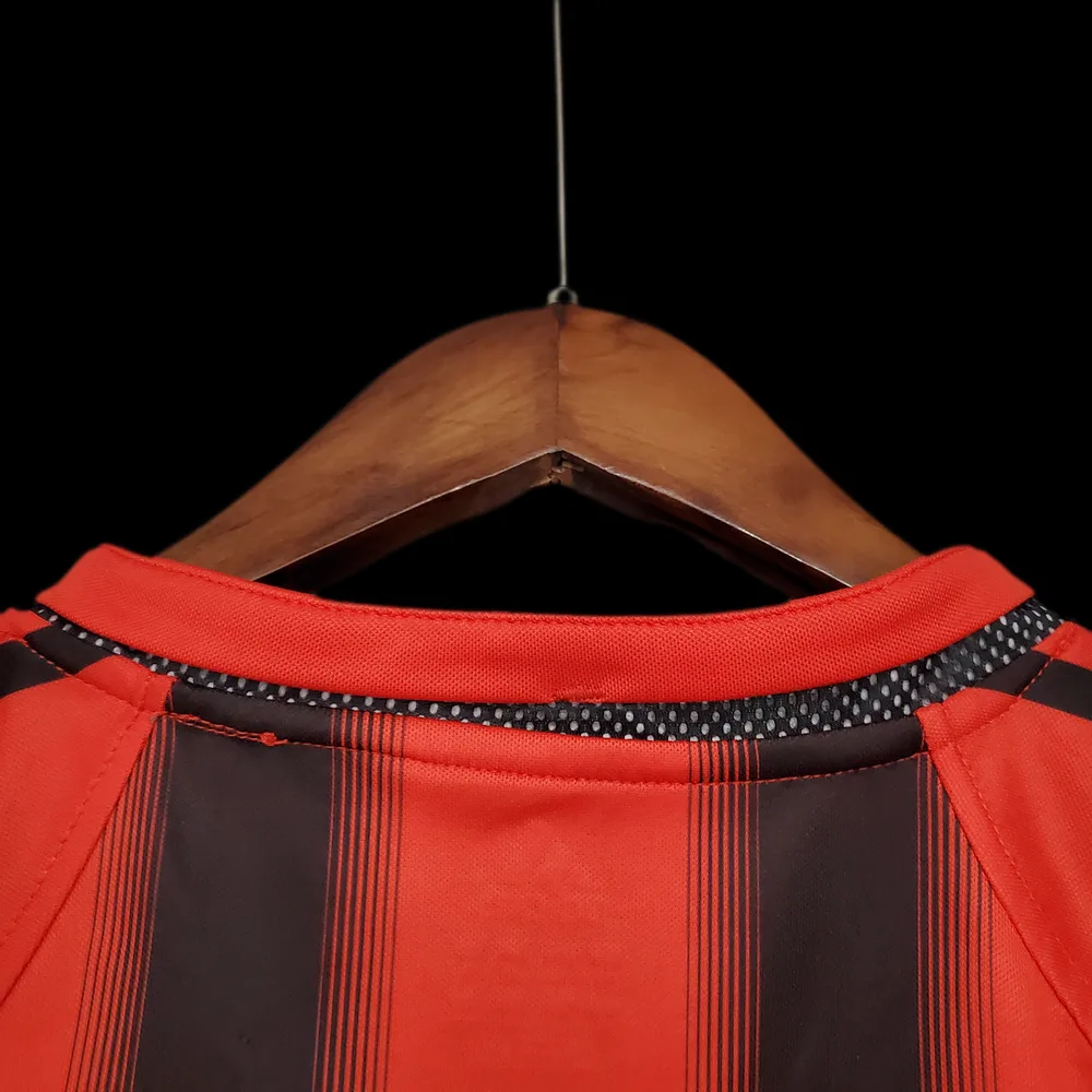 AC Milan 2004/2005 Retro AC Milan Home Football Shirt 2004/2005 — 9