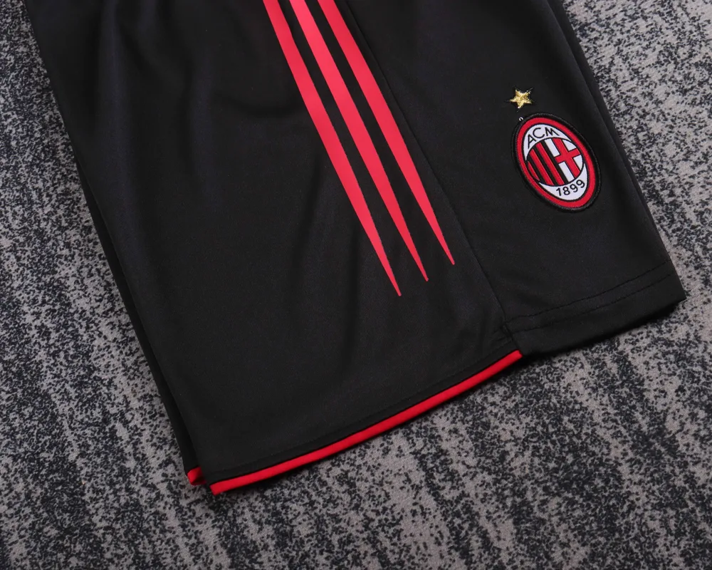 AC Milan 2004-2005 Retro AC Milan Third Away Football Shirt Kids Size 2004/2005 — 8