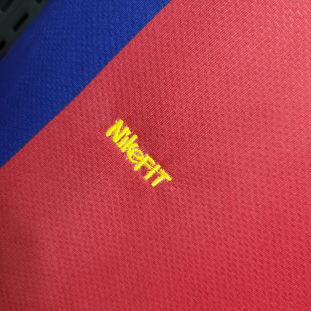 Barcelona Retro Barcelona Camiseta de fútbol Local 2007/2008 2007/2008 — 9