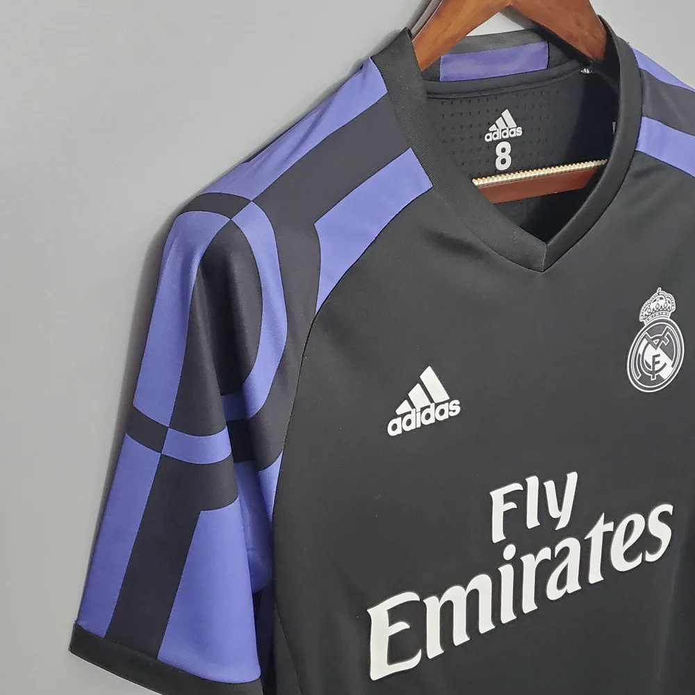 Real Madrid 2016/2017 Retro Real Madrid Tercera Visitante 2016/2017 — 6