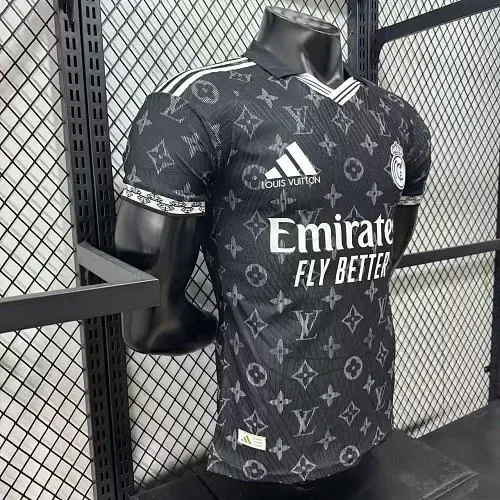 Real Madrid 2026/2027 Versión jugador Real Madrid Edición especial 07 Camiseta de fútbol 2026/27 — 4