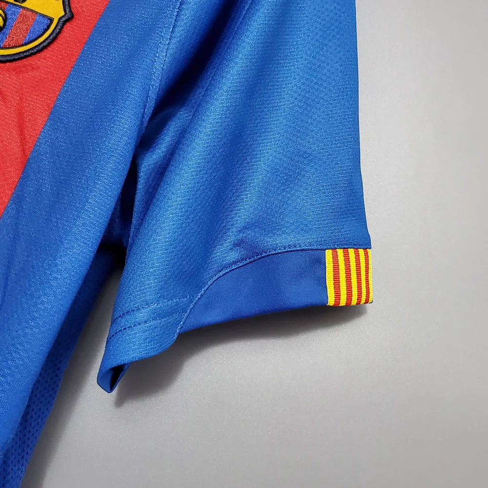 Barcelona 2006/2007 Retro Barcelona Home Football Shirt 2006/2007 — 9