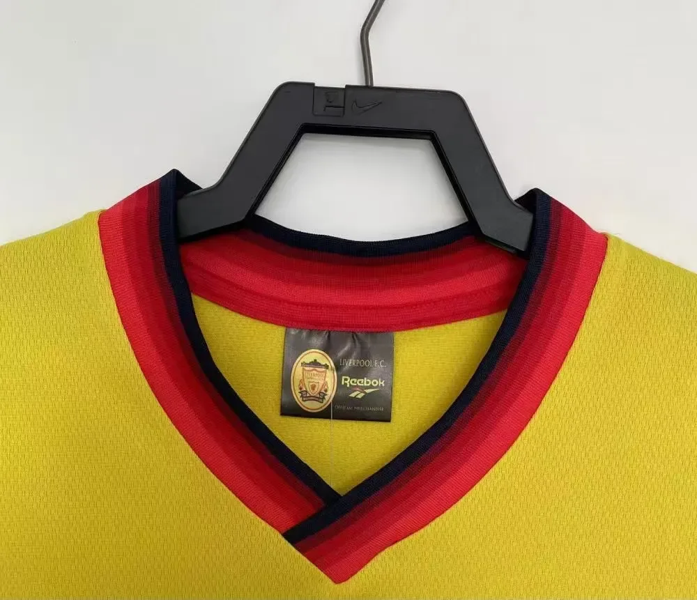 Liverpool 1997/1998 Retro Liverpool Away Football Jersey 1997/1998 — 3