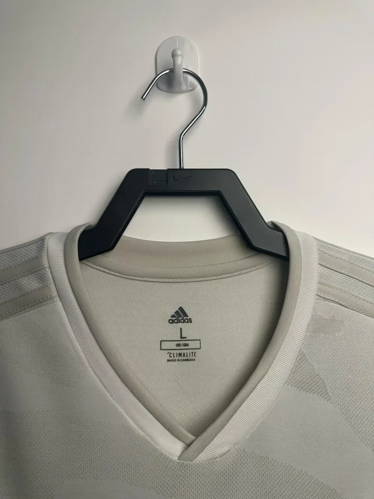 Juventus 2019/2020 Retro Juventus Visitante Camiseta de fútbol H 2019/2020 — 3