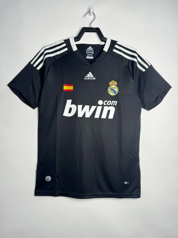 Real Madrid 2008/2009 Retro Real Madrid Away Football Shirt 2008/2009