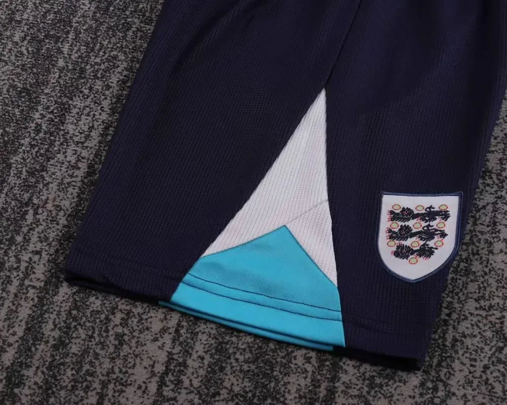 England 1996 Retro England Home Football Shirt Kids Size 1996 — 9