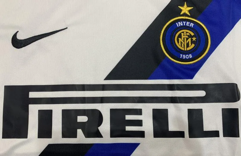 Inter Milan 2002/2003 Retro Inter Milan Visitante Camiseta de fútbol 2002/2003 — 4