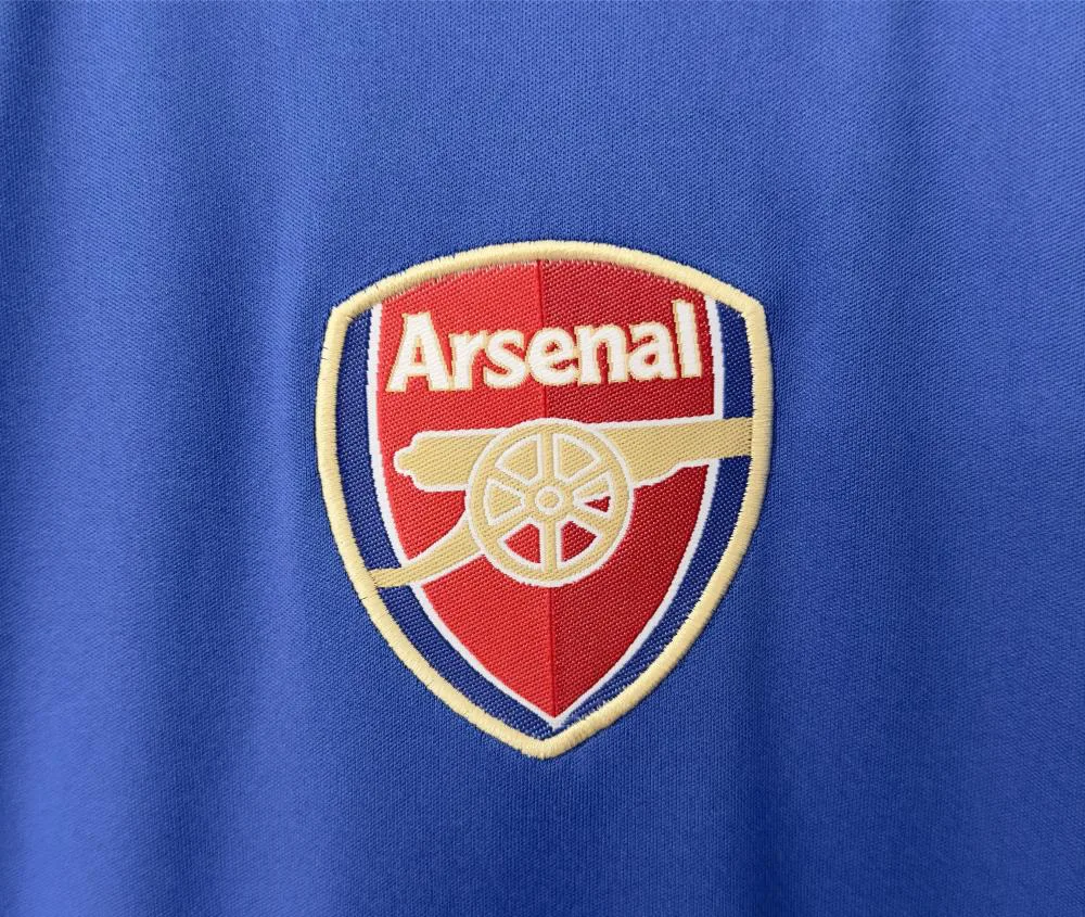 Arsenal 2004/2005 Retro Arsenal Away Football Shirt 2004/2005 — 7