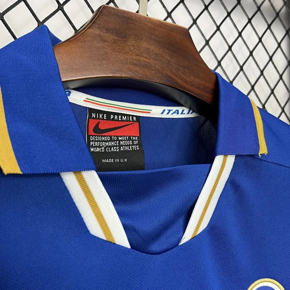Italy 1996 Retro Italy Home Soccer Shirt 1996 — 5