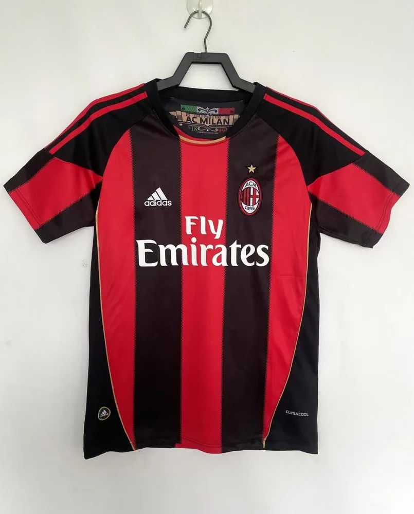 AC Milan 2010-2011 Retro AC Milan Local Camiseta de fútbol 2010/2011