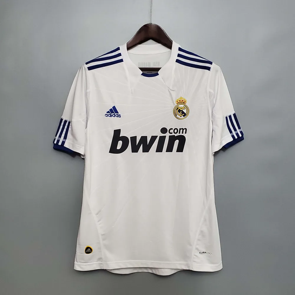 Real Madrid 2010/2011 Retro Real Madrid Home Football Shirt 2010/2011