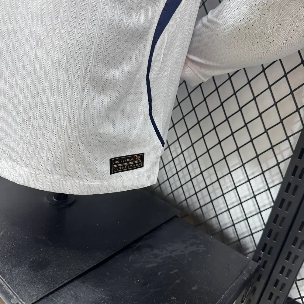 Chivas 2026/2027 Manga larga Versión jugador Chivas Visitante Camiseta de fútbol 2026/27 — 9