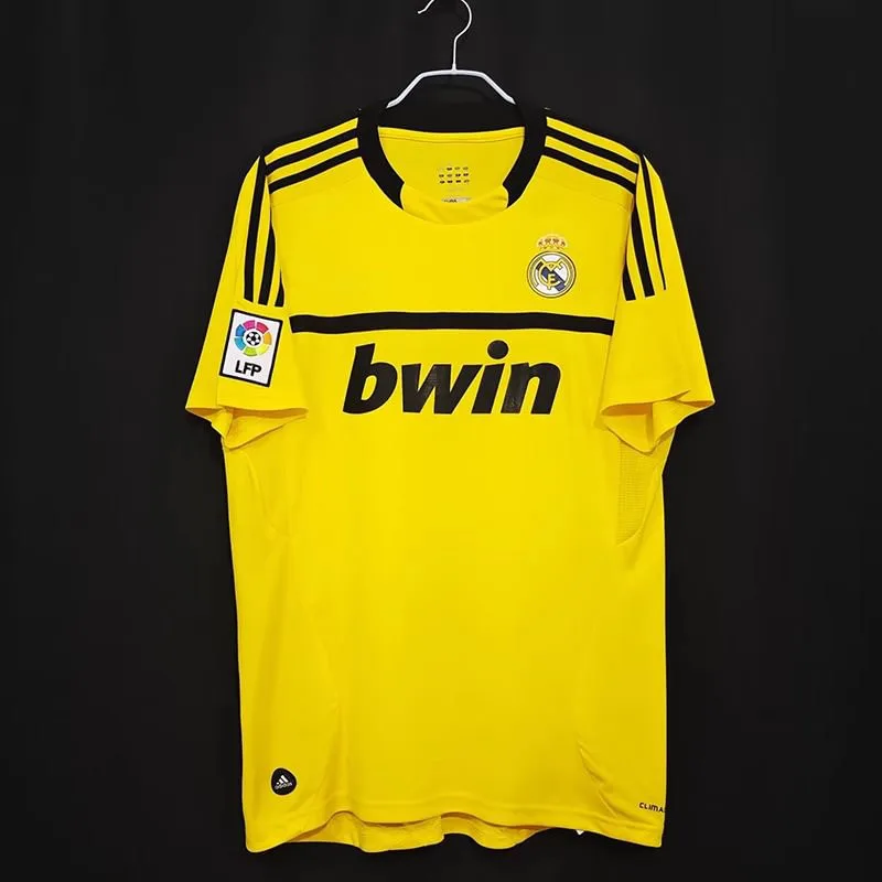 Real Madrid 2011/2012 Retro Real Madrid Goalkeeper Football Jersey 2011/2012 — 1