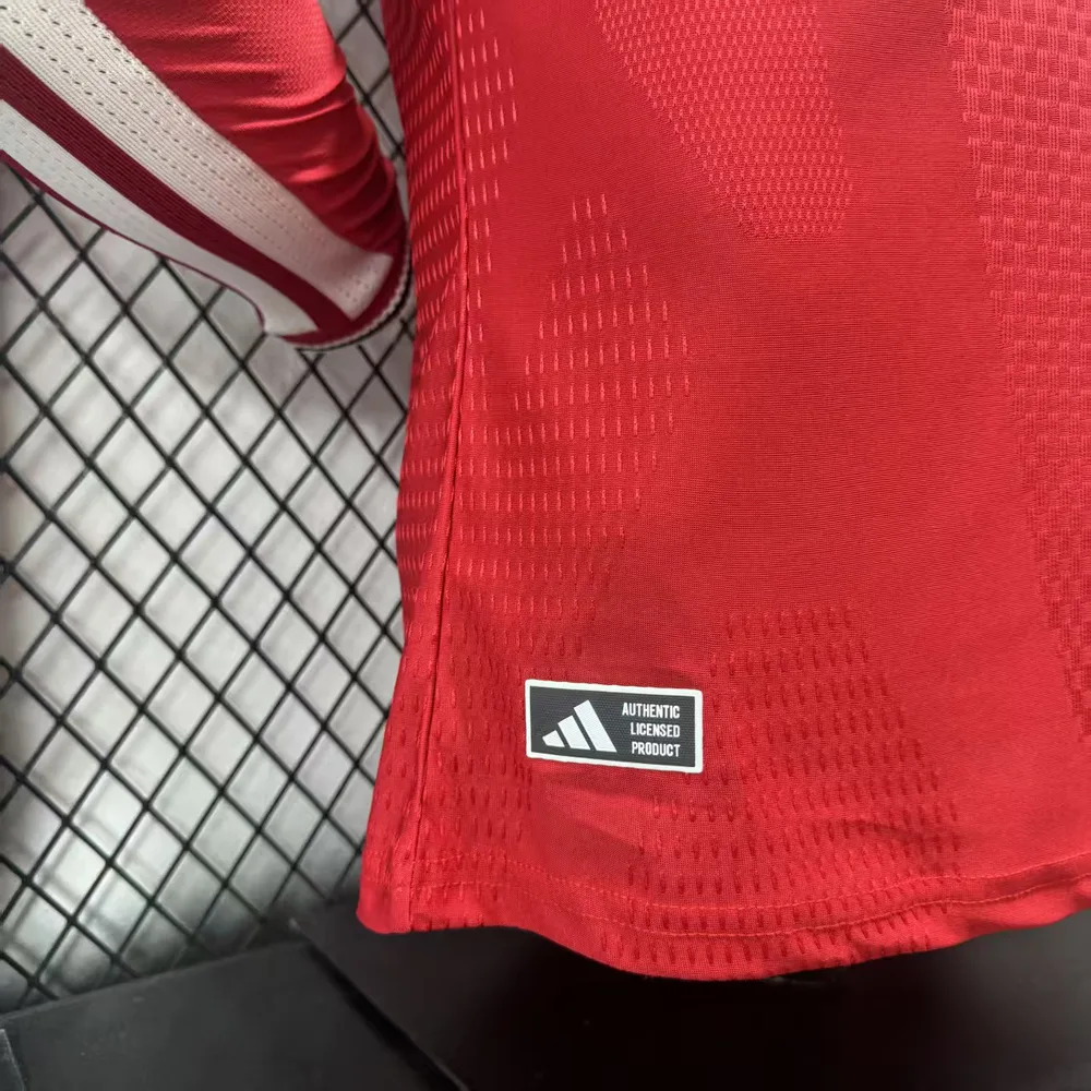 Manchester United 2026/2027 Long Sleeve Player Version Manchester United Home Football Jersey 2026/27 — 10