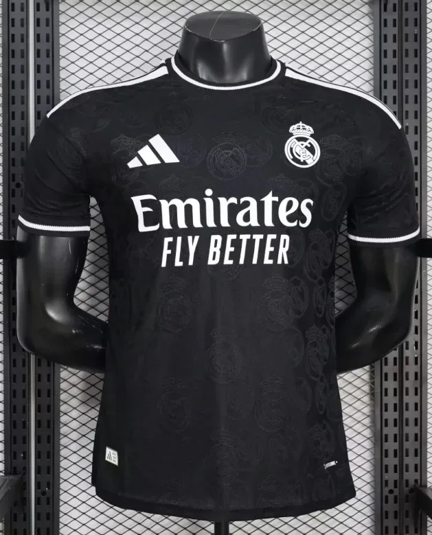 Real Madrid 2026/2027 Versión jugador Real Madrid Edición especial Black Camiseta de fútbol 2026/27