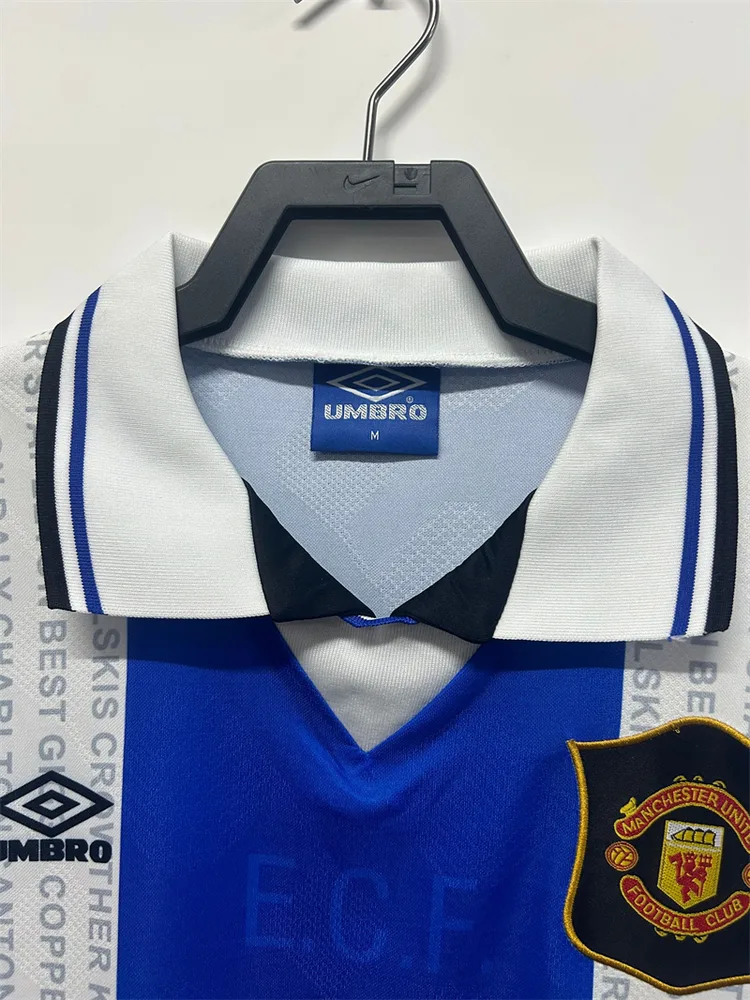 Manchester United 1994/1996 Retro Manchester United Third Away Football Shirt 1994/1996 — 3