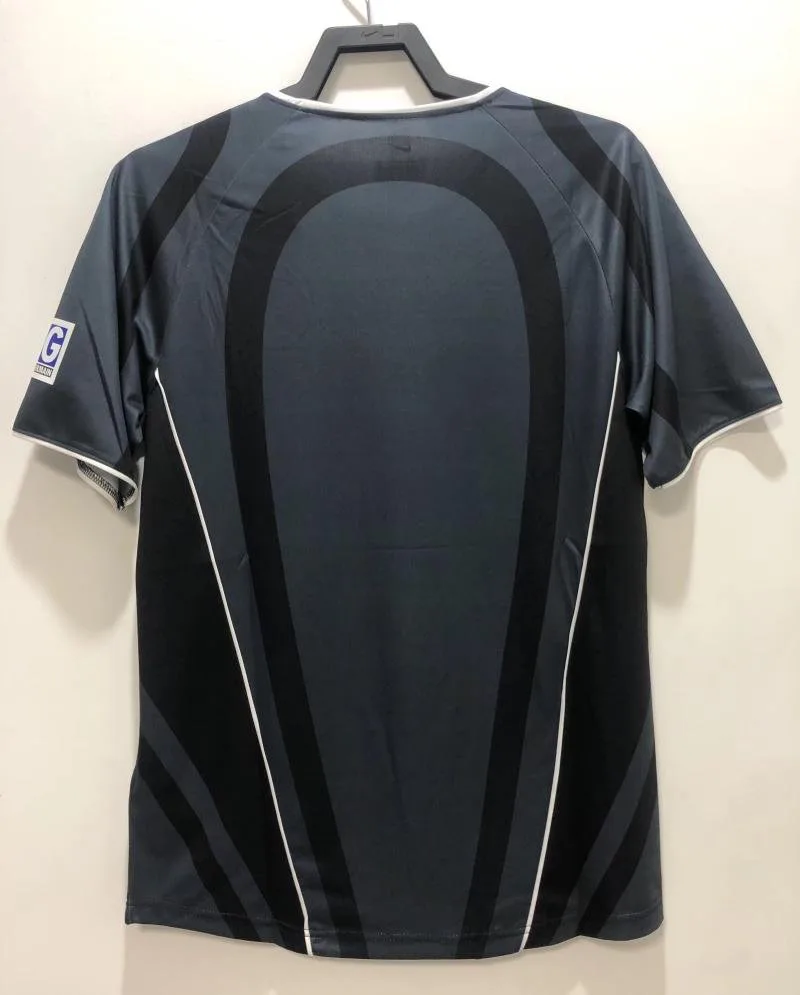 Paris Saint-Germain 2001/2002 Retro Psg Paris Saint-Germain Third Away Football Shirt 2001/2002 — 2
