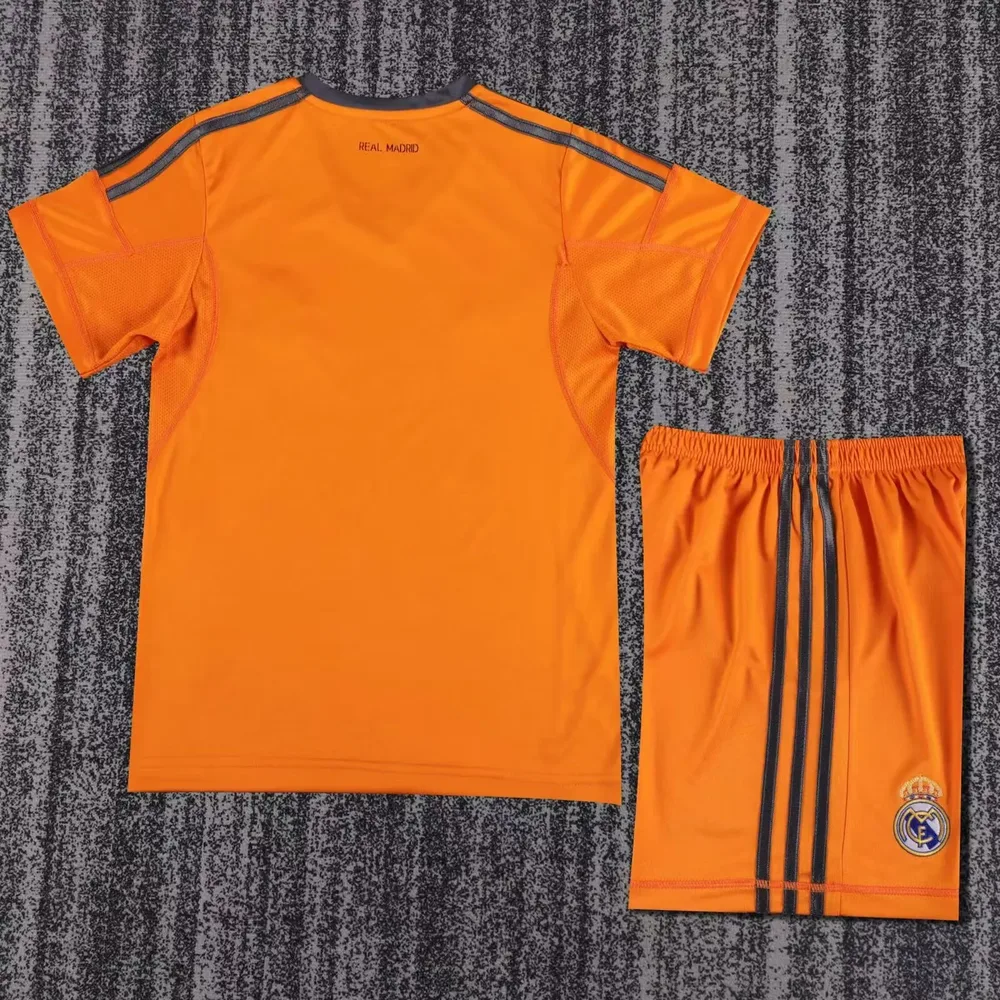 Real Madrid 2013-2014 Retro Real Madrid Third Away Football Shirt Kids Size 2013/2014 — 2